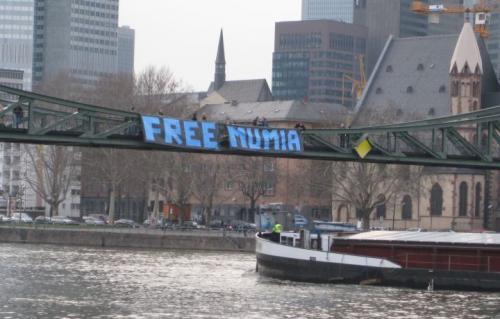 mumia.jpg